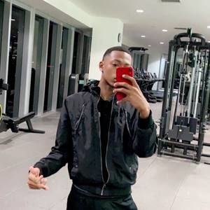 Meet your Posher, Christian